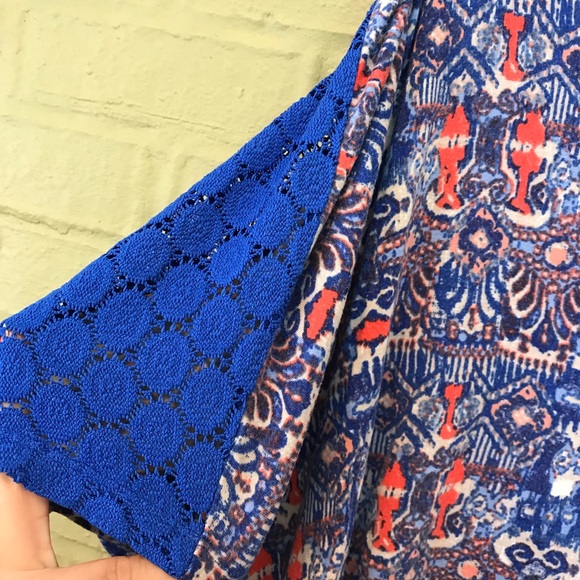 Dept 222 High Low Top - Picture 3 of 6